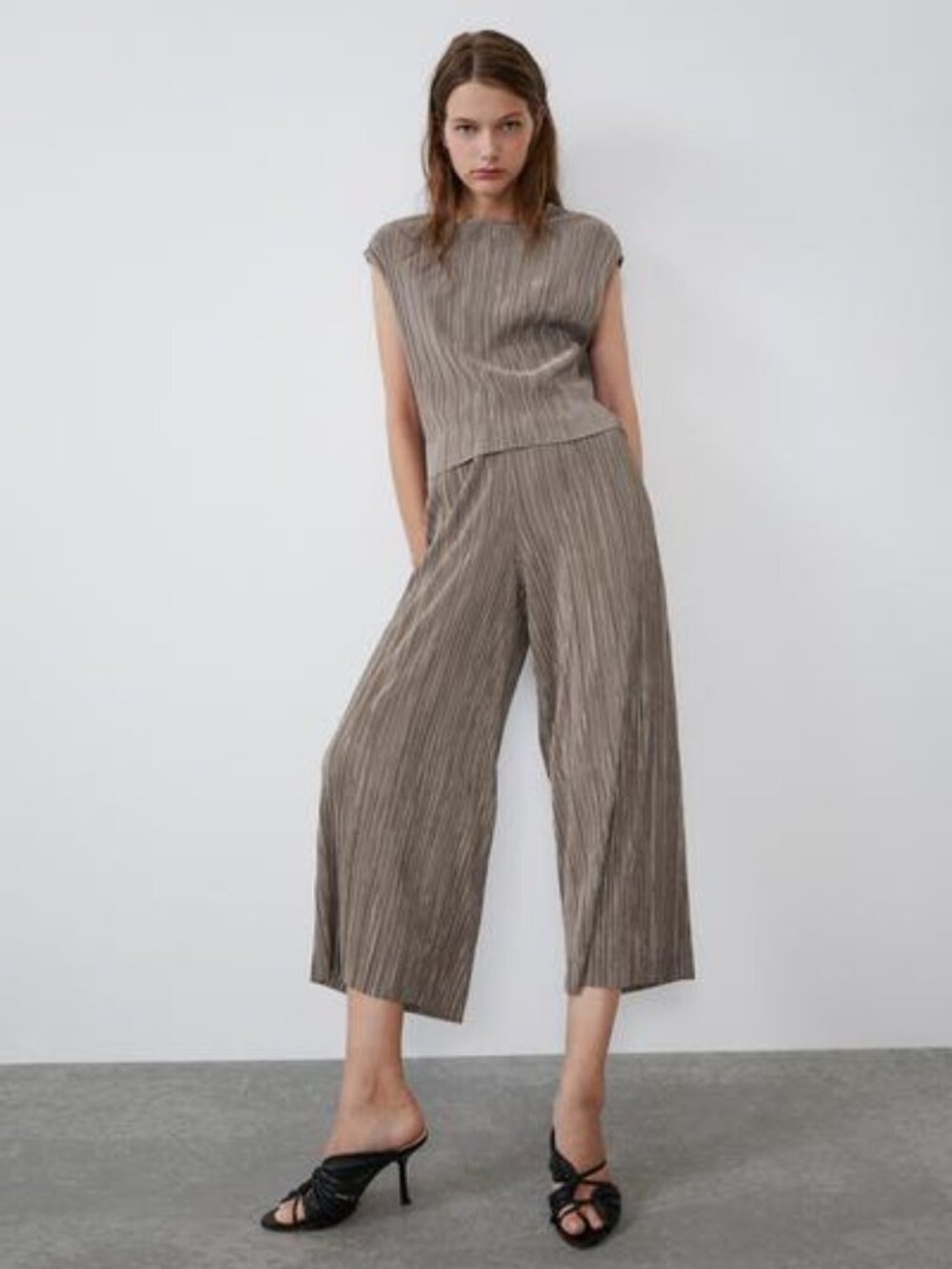 Zara Pleated Sleeveless Top and Wide-Leg Pant Set